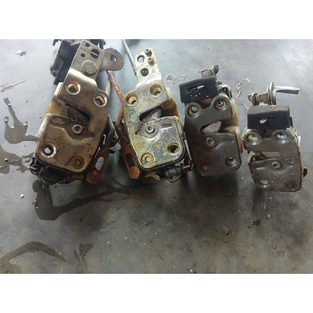 doorlock Mitsubishi Lancer Dangan