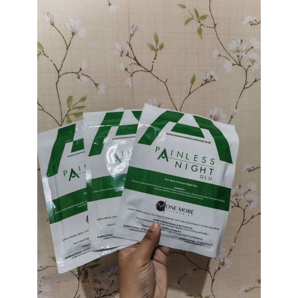 PNG / painless night glue / KOYO TURKI / MCIONEMORE