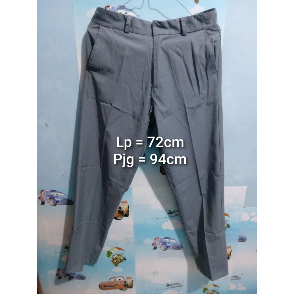 Preloved celana sekolah SMA