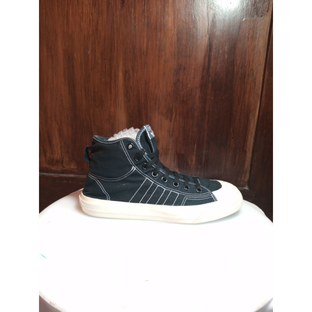 Sepatu Kanvas, Sepatu Casual Adidas Nizza