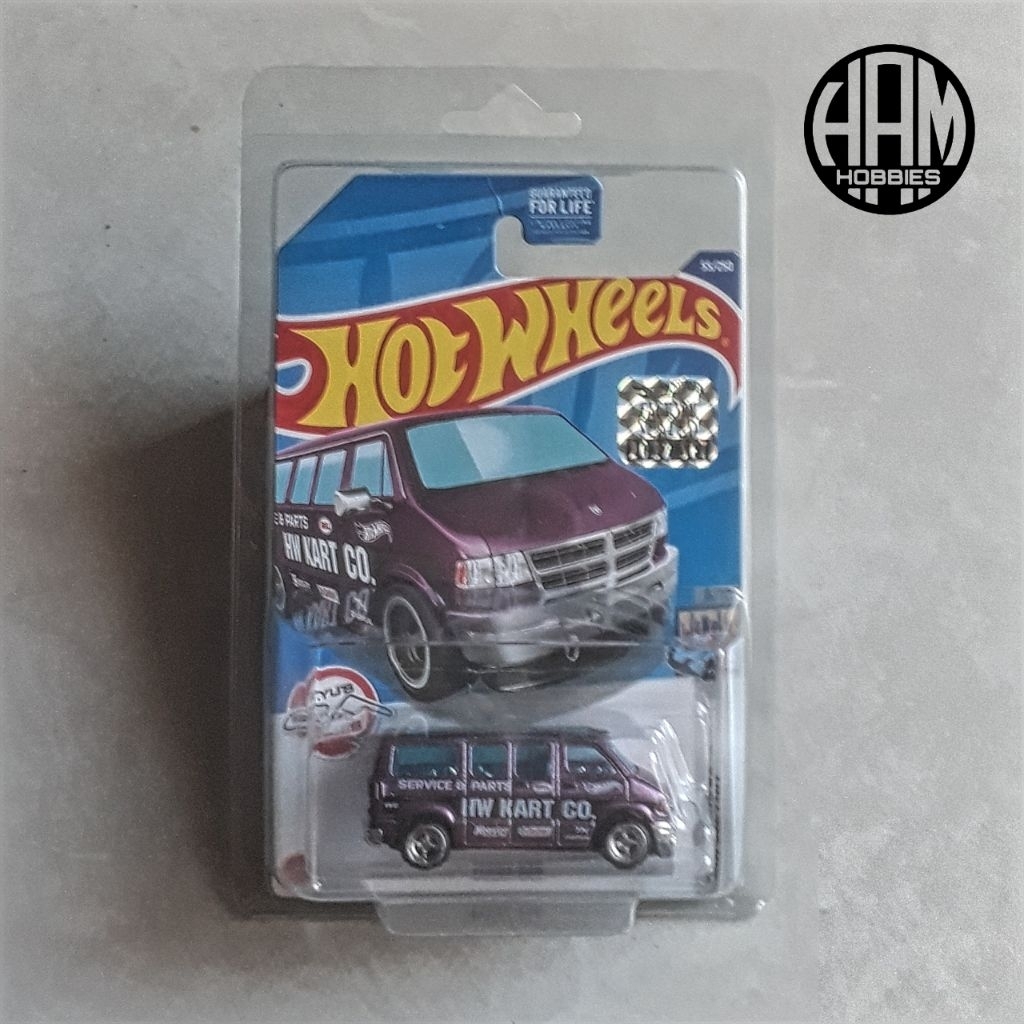 hotwheels super treasure hunt dodge van factory sealed 2022