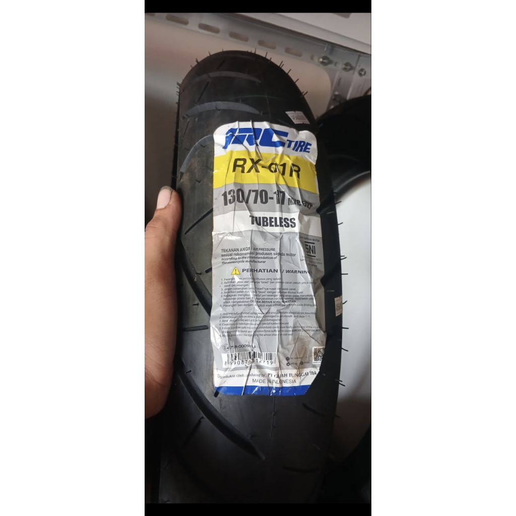 BAN IRC RX 01R 130/70-17 TUBELESS