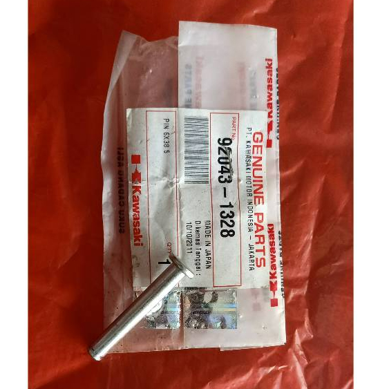 Pin Pen Footstep Pijakan Belakang Kawasaki Ninja 150 R/SS/RR HARGA SATUAN 92043-1328