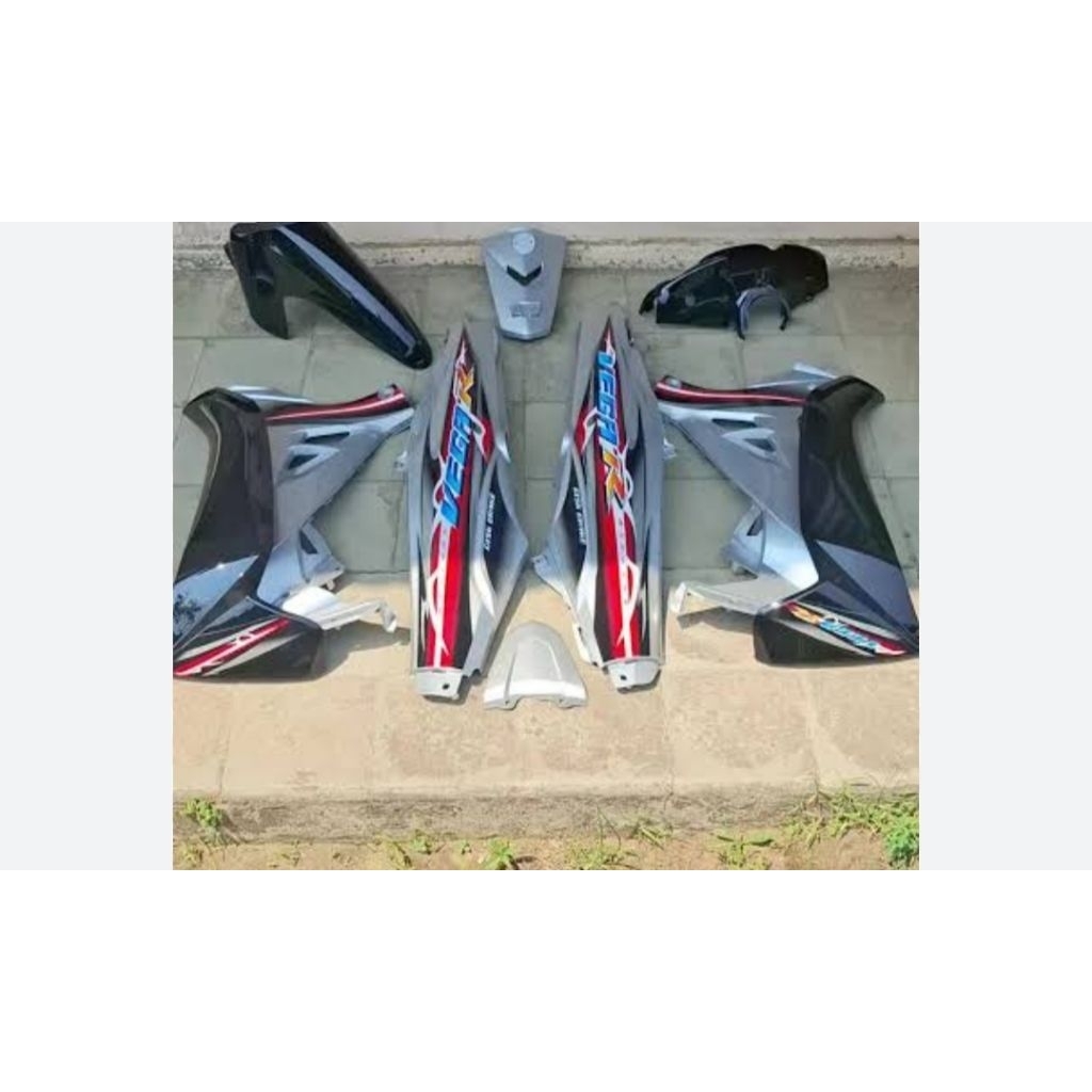 Cover body full set vega r new warna hitam silver