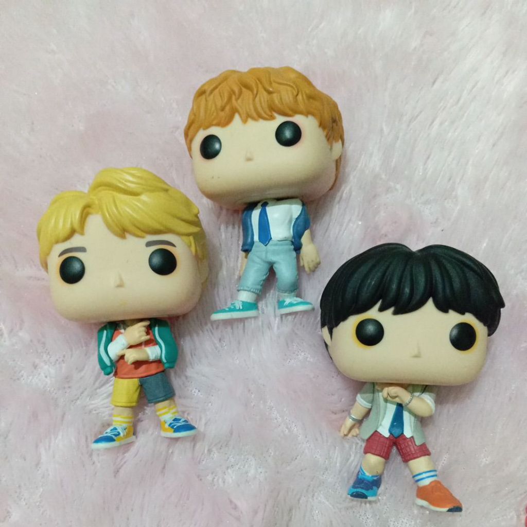 FUNKO POP FIGURE OFFICIAL BTS