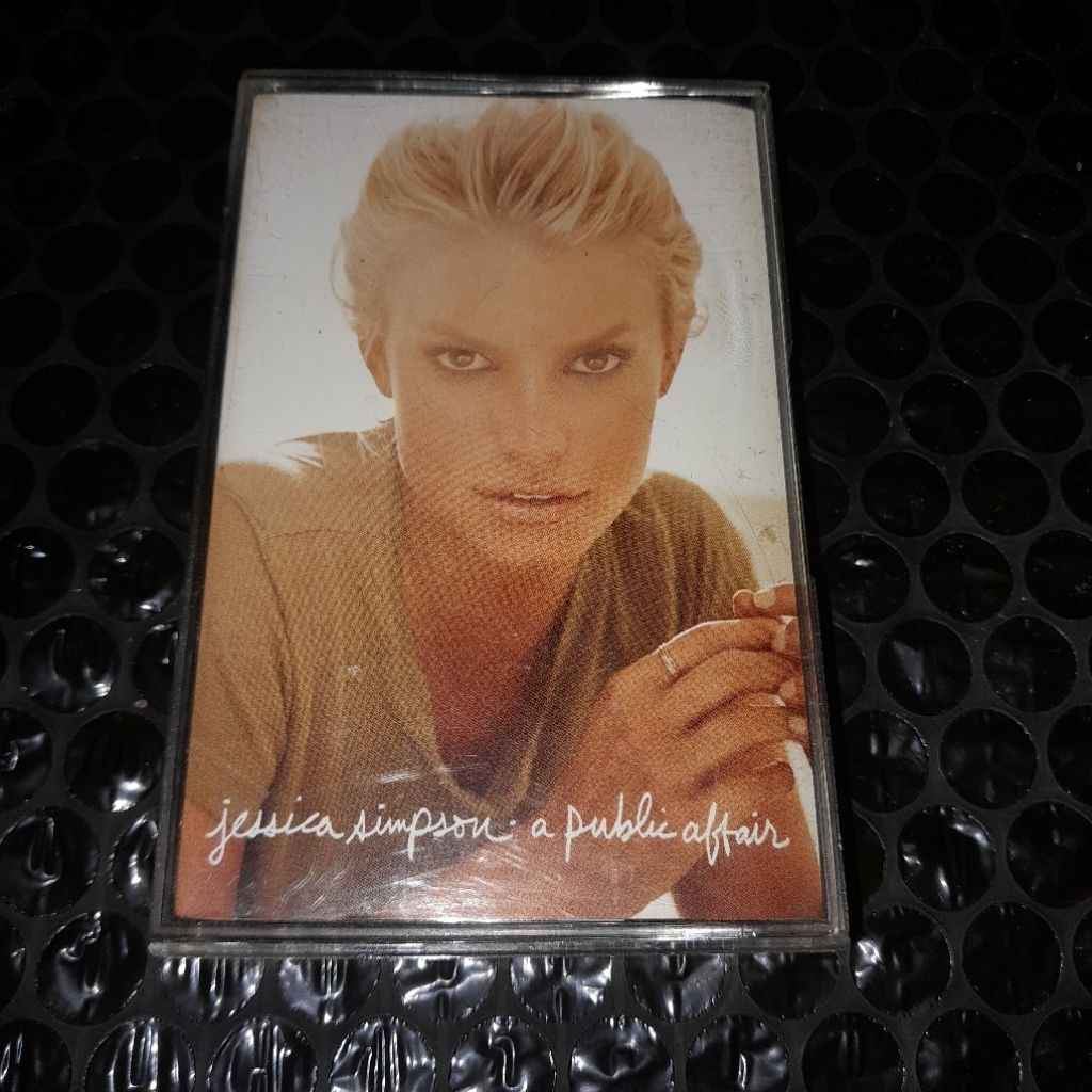 kaset pita jessica simpson a public affair