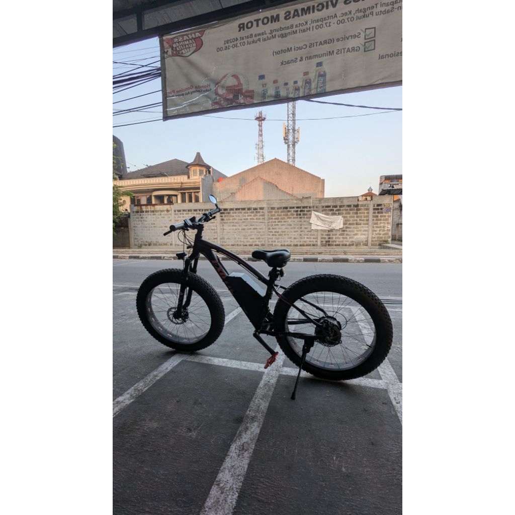 Sepeda elektrik listrik ebike fat bike Exotic 26 besar (jumbo) 48v 750w 10Ah