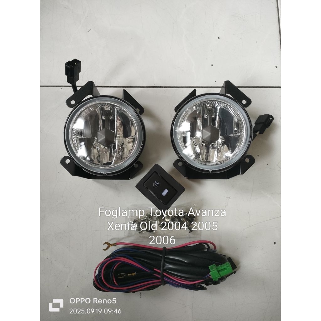 Foglamp Lampu Kabut Mobil Toyota Avanza Xenia Old Lama Tahun 2004 2005 2006 2007 ( Harga Set )