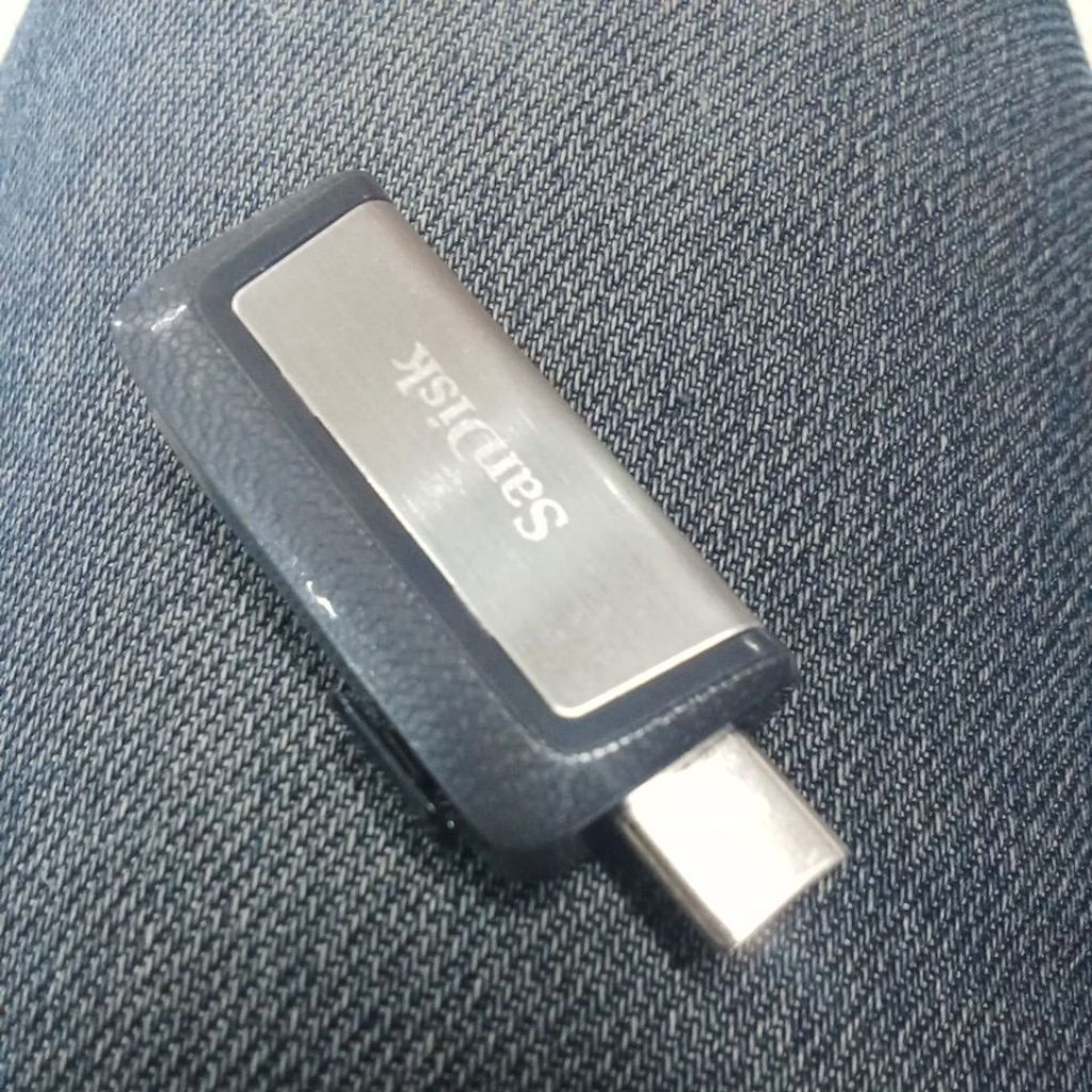 flashdisk OTG USB TIPE C 32GB bekas