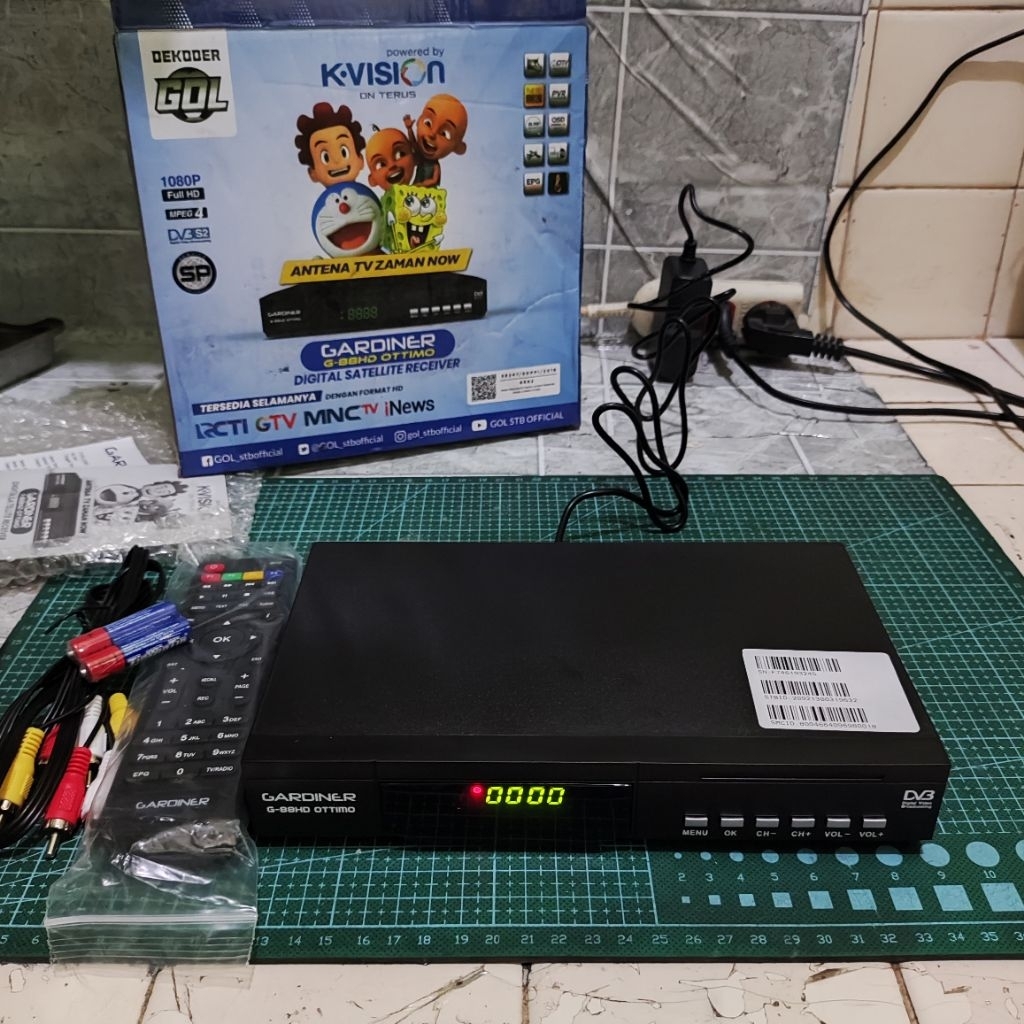 ANTENA TV Receiver Digital Gardiner G-88HD Ottimo (K-Vision GOL)