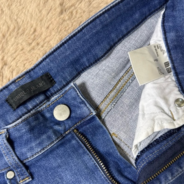 SKINNY JEANS UNIQLO