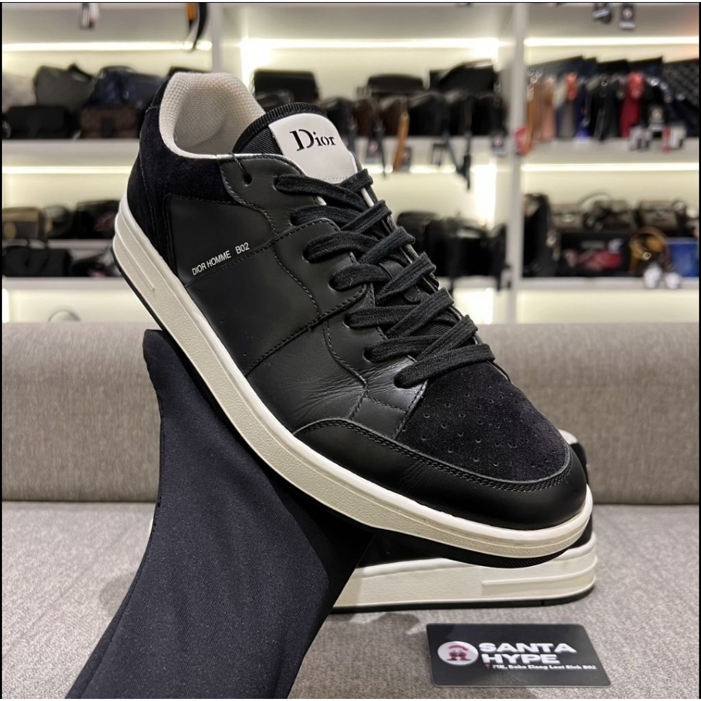 Dior B02 Logo Sneakers