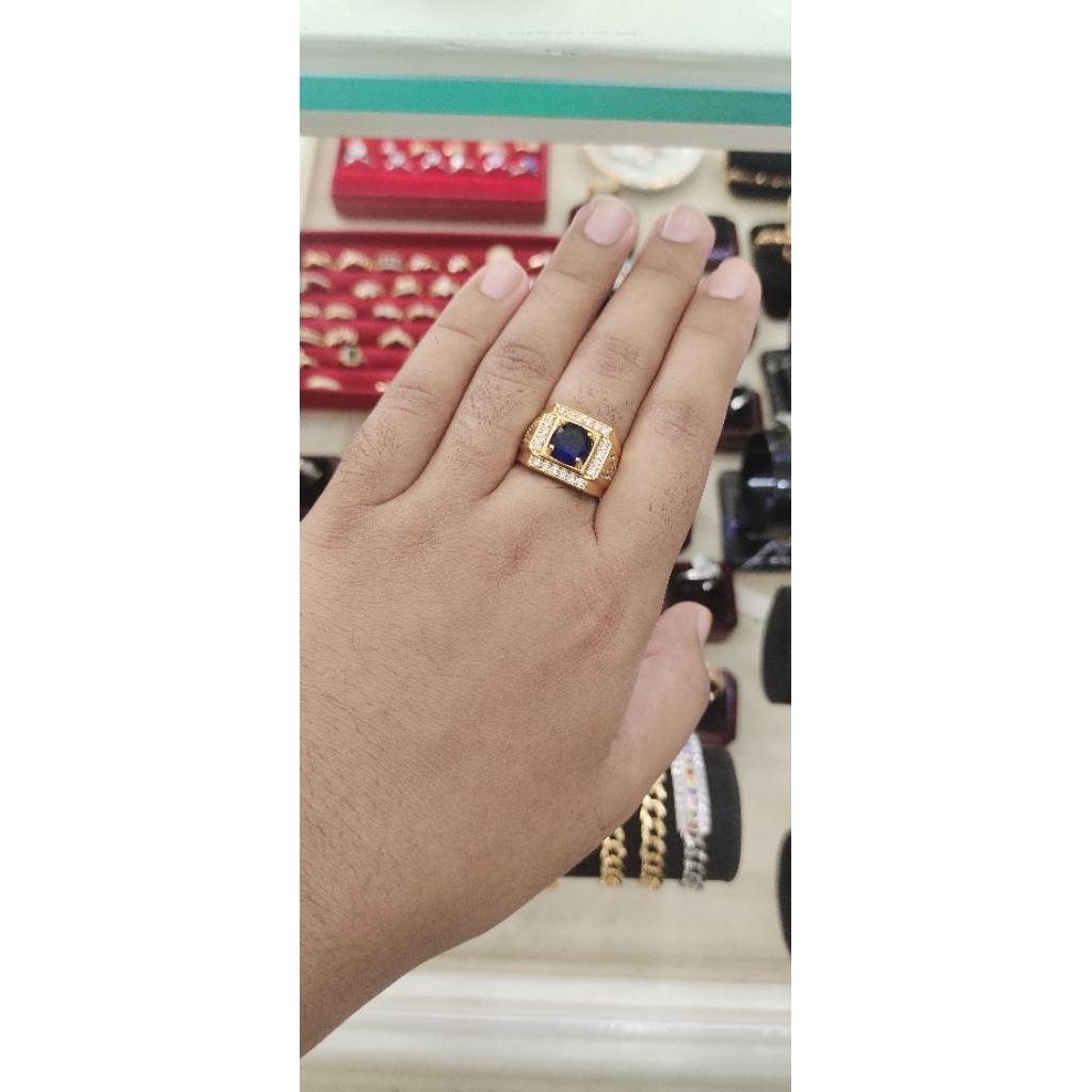 cincin pria titanium tengah batu hitam