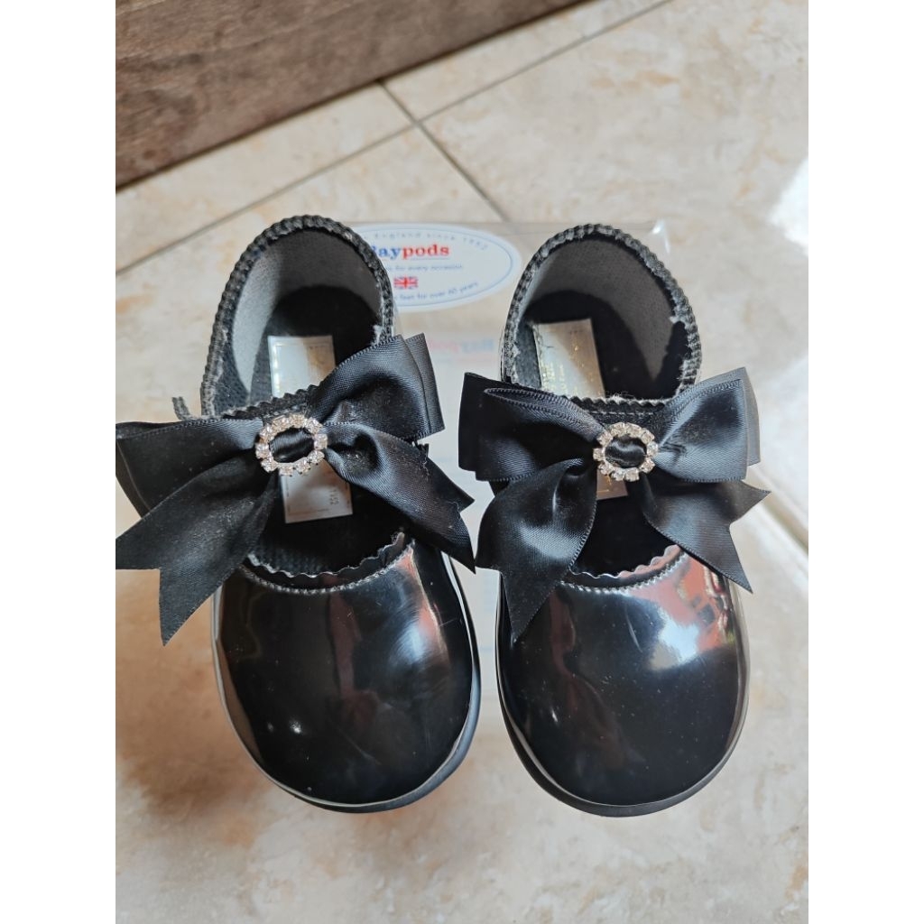 sepatu baypods eangland like new