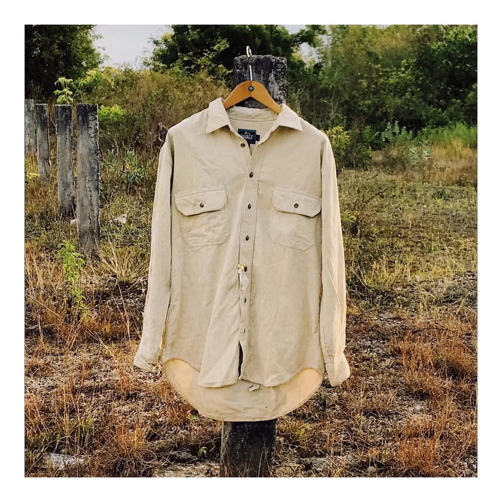 Woolrich Corduroy Solid Corduroy Shirt Size L  Made In Mexico Woolrich Corduroy Solid Corduroy Shirt