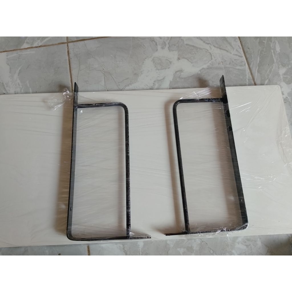 SIKU BESI RAK DINDING/SIKU BESI KOKOH 40x20cm