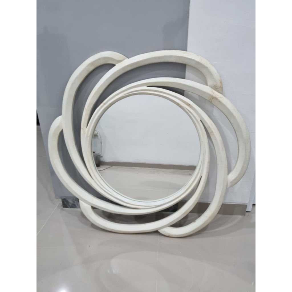 cermin dinding super besar