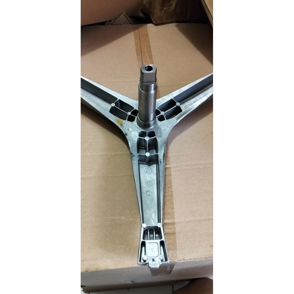 segitiga mesin cuci pintu depan Samsung WF8692SEA /WF8692NFV