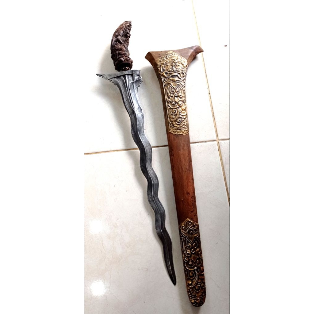 Keris Bali pamor kulit semangka panjang