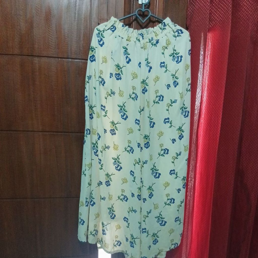 PRELOVED Celana Kulot Wanita Panjang Motif Bunga