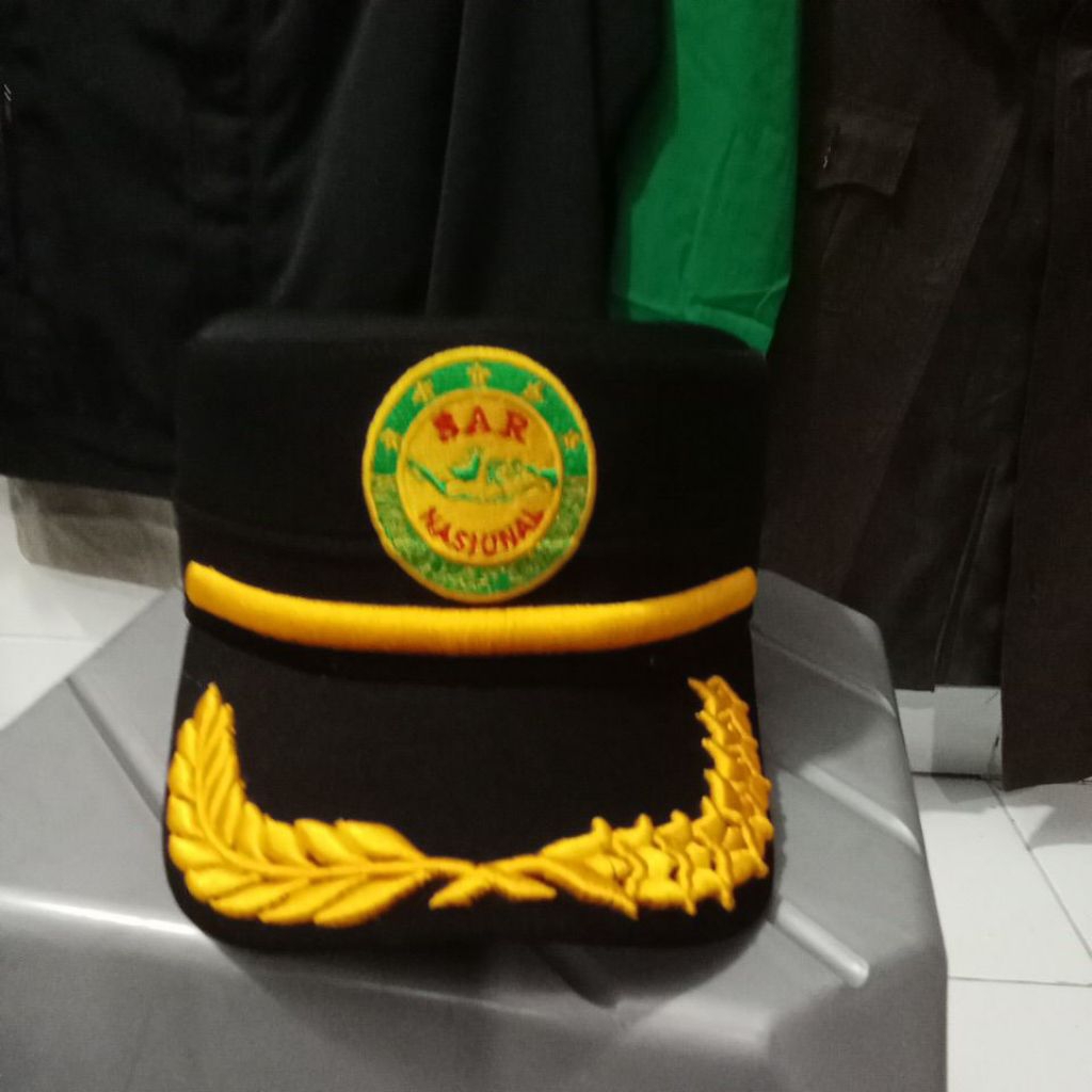 topi komando basarnas/garuda