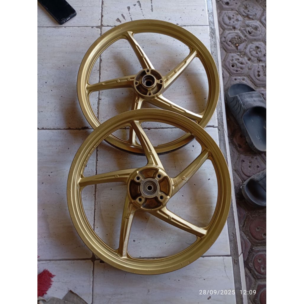 velg roda depan belakang honda Supra x 125 tr dd cakram depan belakang repaint gold original copotan