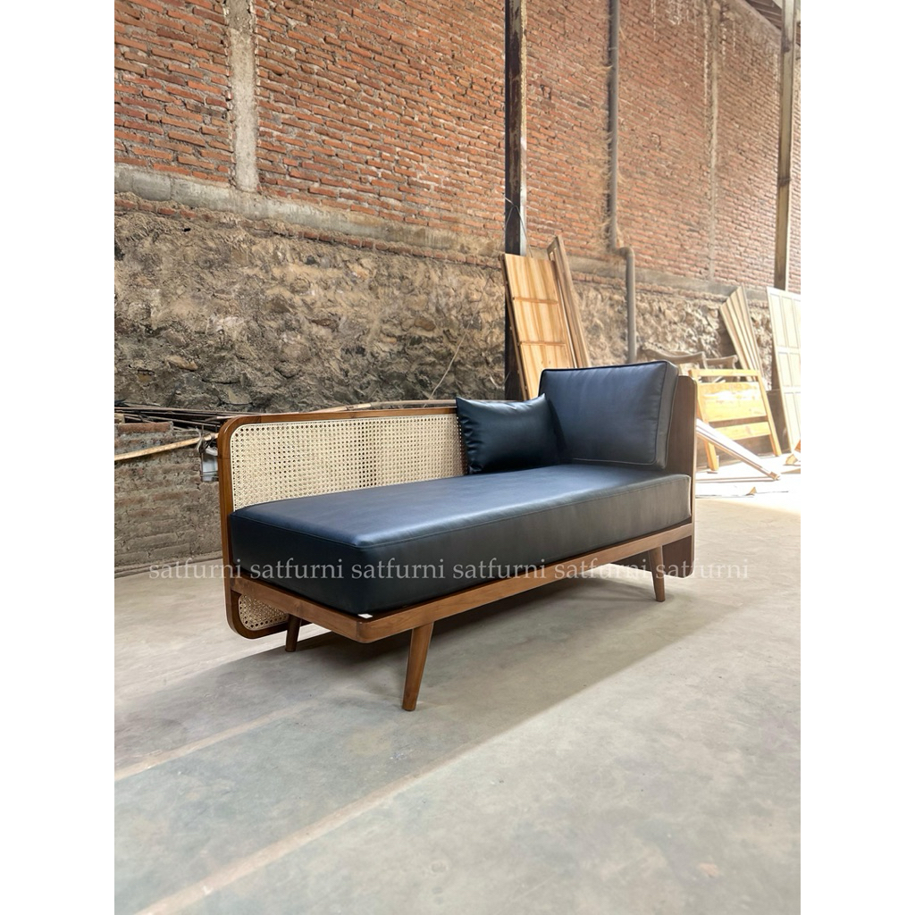 Daybed Rotan & Kayu Andaman Neil – Sofa Santai Modern Klasik