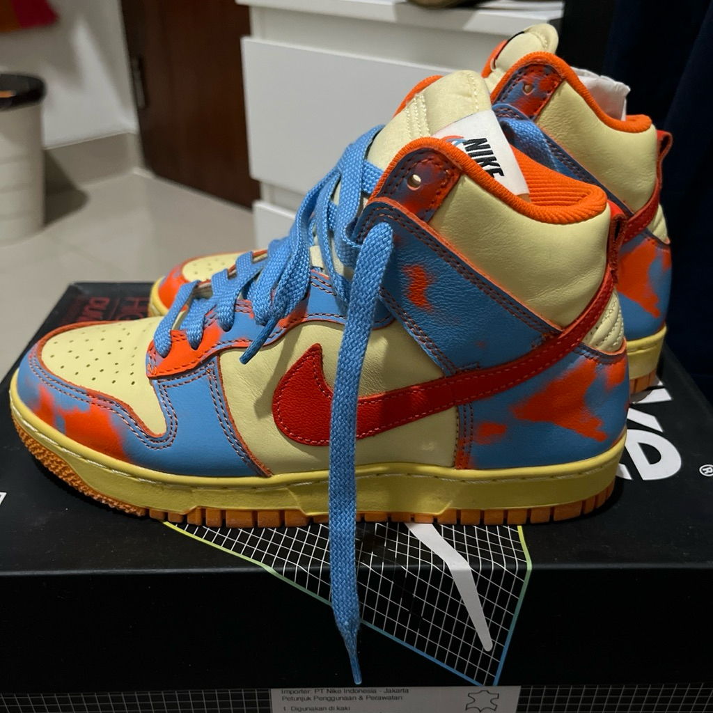 Preloved Sneakers Nike Dunk High 1985 Orange Acid Wash