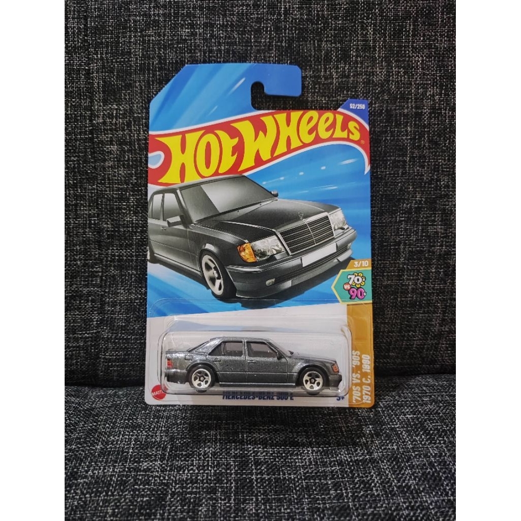 hotwheels mercedes benz 500e silver