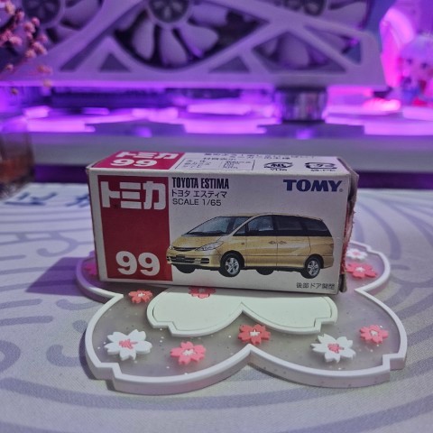 Tomica Toyota Estima No. 99 TOMY
