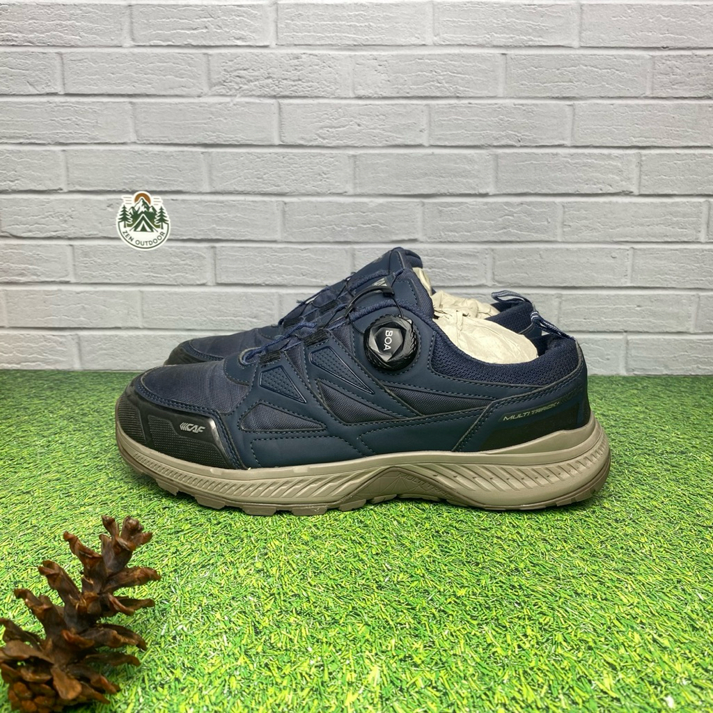 sepatu outdoor hiking gunung LeCaf Macro BOA 43
