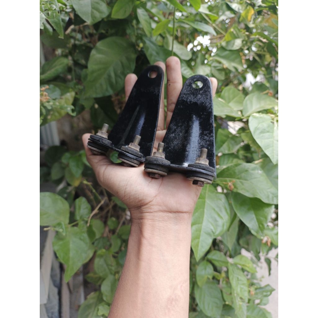 Besi pangkon jok bracket jok GL max original