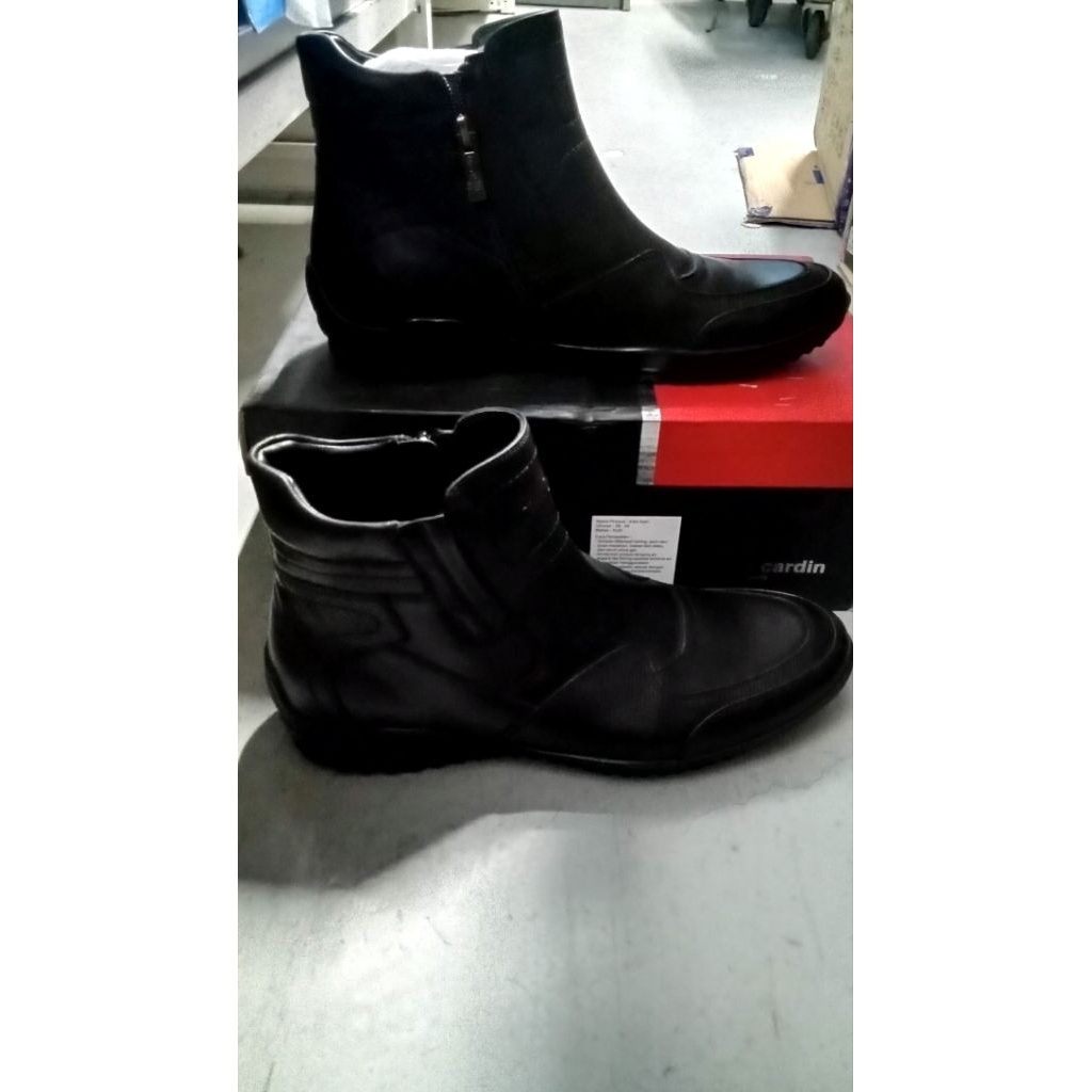 sepatu boots pria Pierre Cardin
