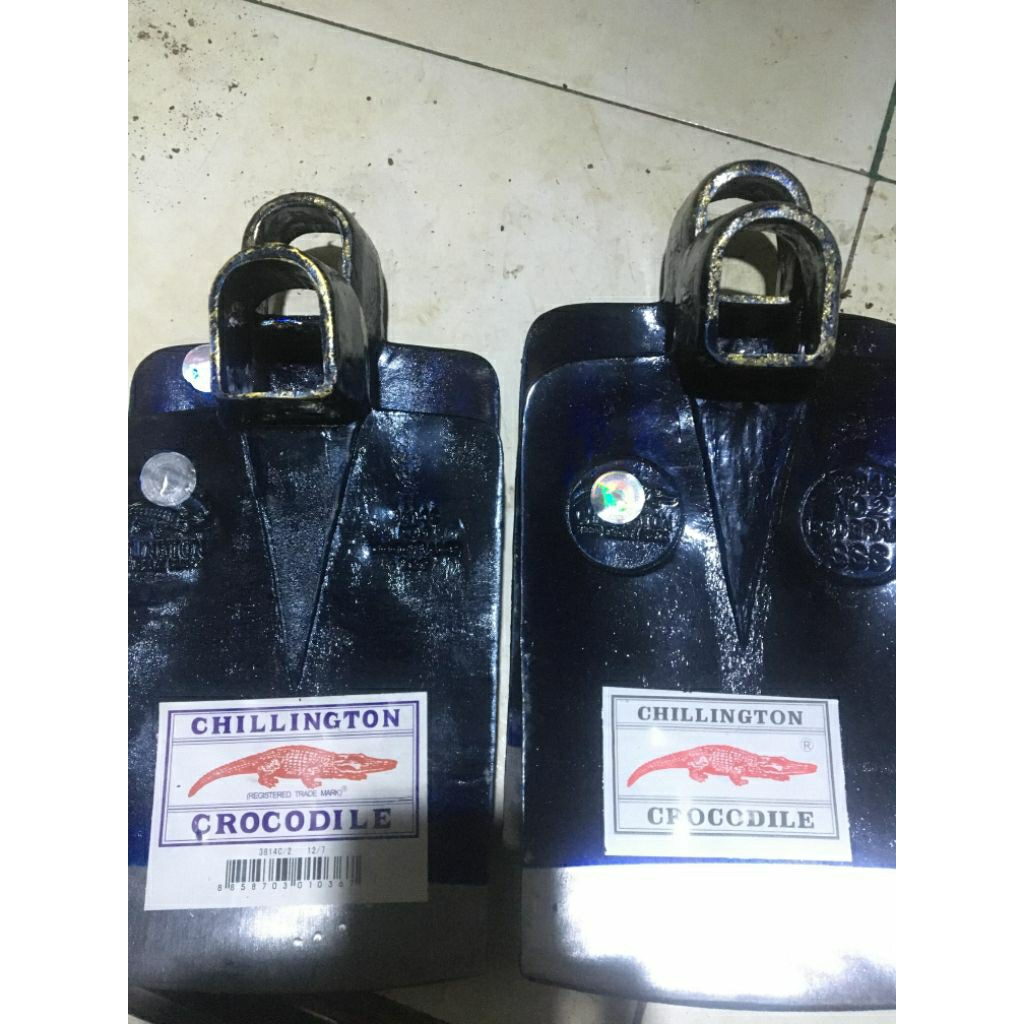 cangkul cap buaya asli