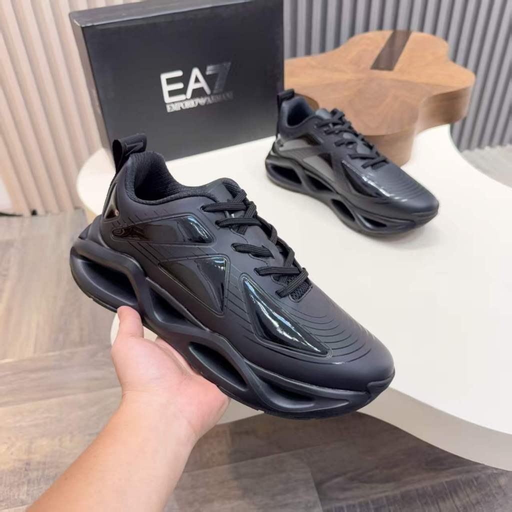 Armani EA7 Fashion Paket Pria Hitam Putih Kasual Sepatu Ayah Masa Depan