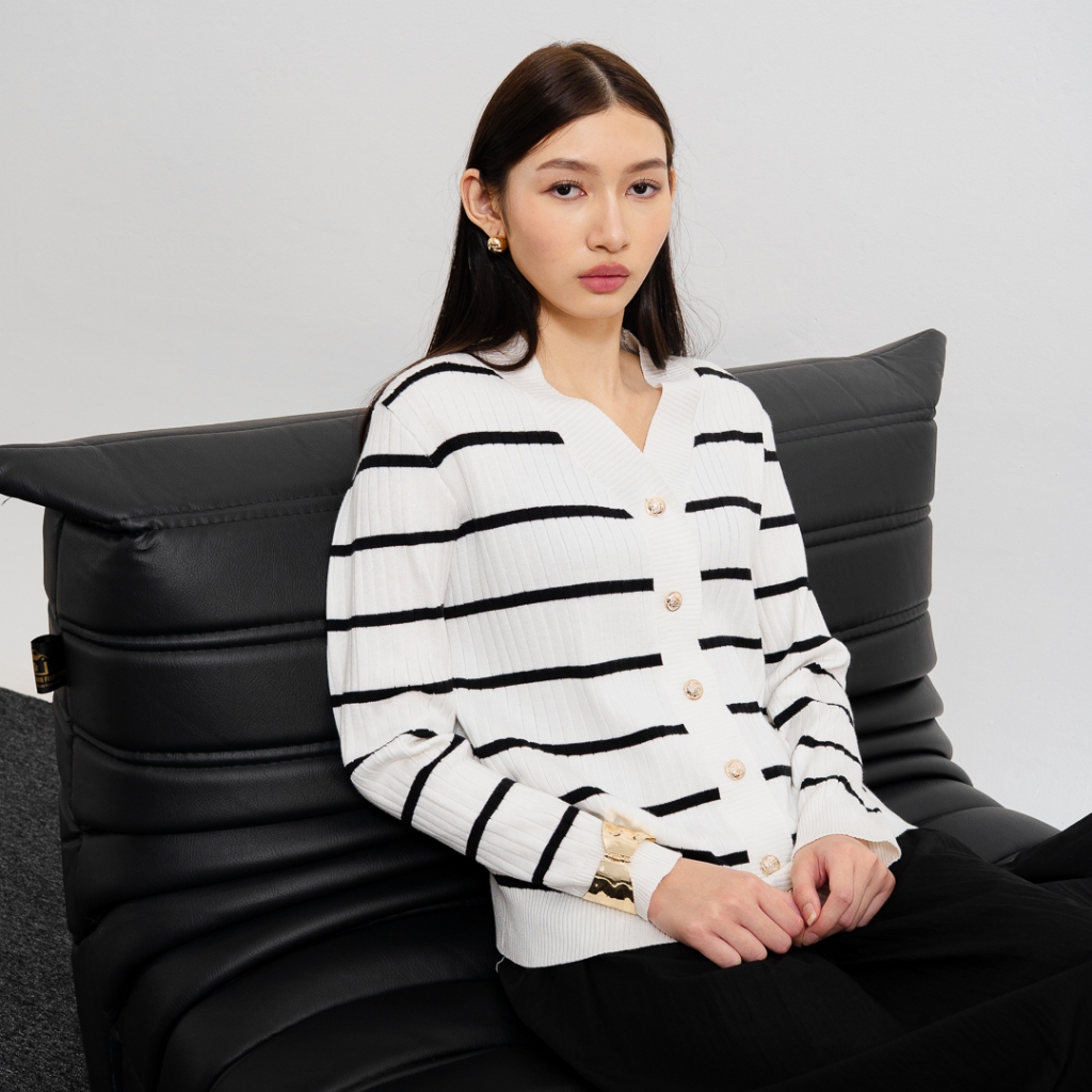 This Is April Baju Outerwear Rajut Wanita Lengan Pajang Harlow Cardigan Knit Black dan White