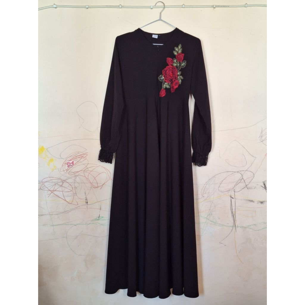 Preloved Gamis Hitam Haraskirt size S