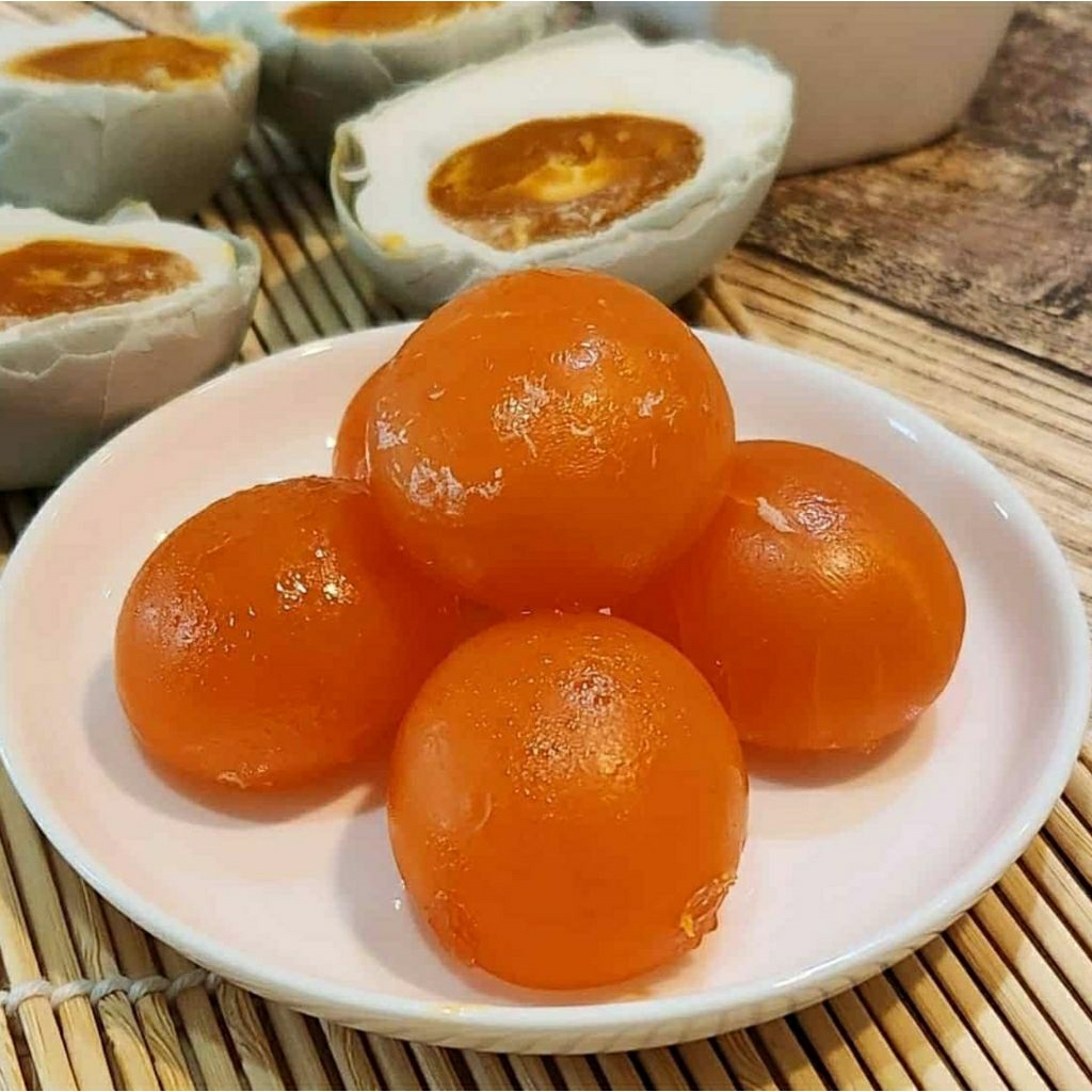 Telur asin tambahan topping untuk mooncake kue bulan