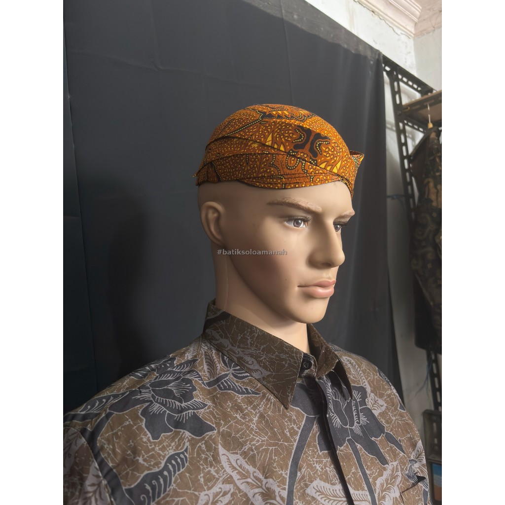 BLANGKON SOLO SOGAN MOTIF WAHYU TUMURUN WARNA COKLAT DEWASA BATIKSOLOAMANAH SUDAH PACKING KARDUS