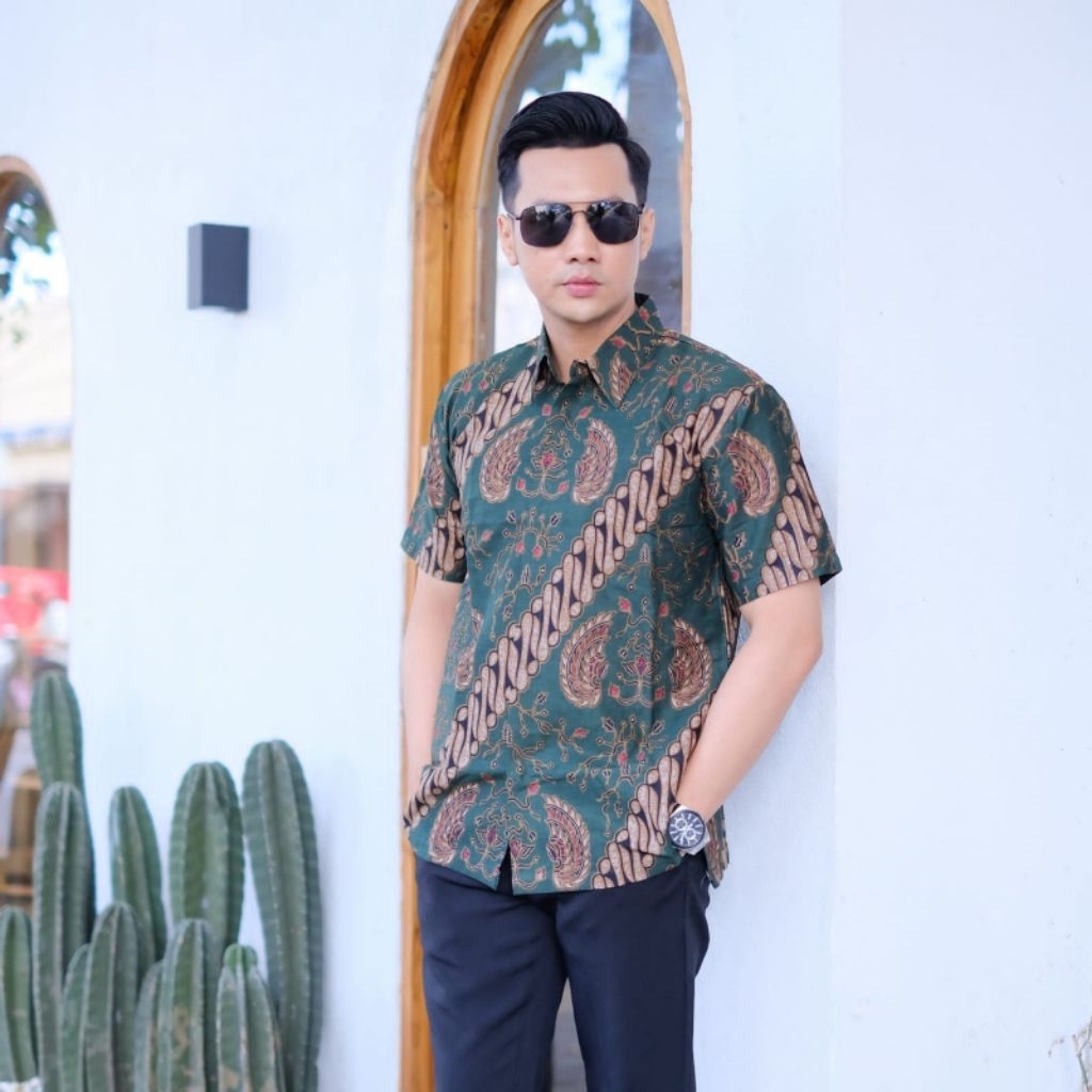 Ajisaka Baju Batik lengan pendek