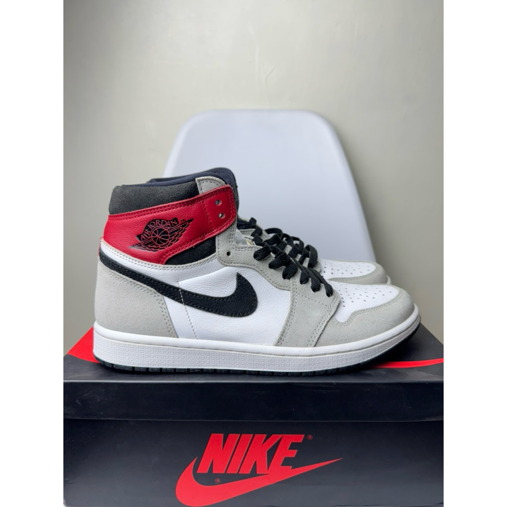Nike Air Jordan 1 High OG Light Smoke Grey - Resmi Kick Avenue