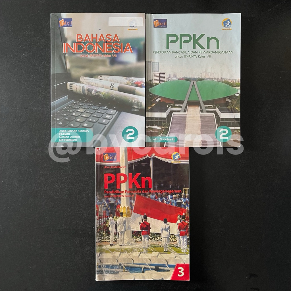 GRAFINDO FACIL BAHASA INDONESIA PPKN PENDIDIKAN PANCASILA DAN KEWARGANEGARAAN SMP 2 KELAS 8 SMP 3 KE