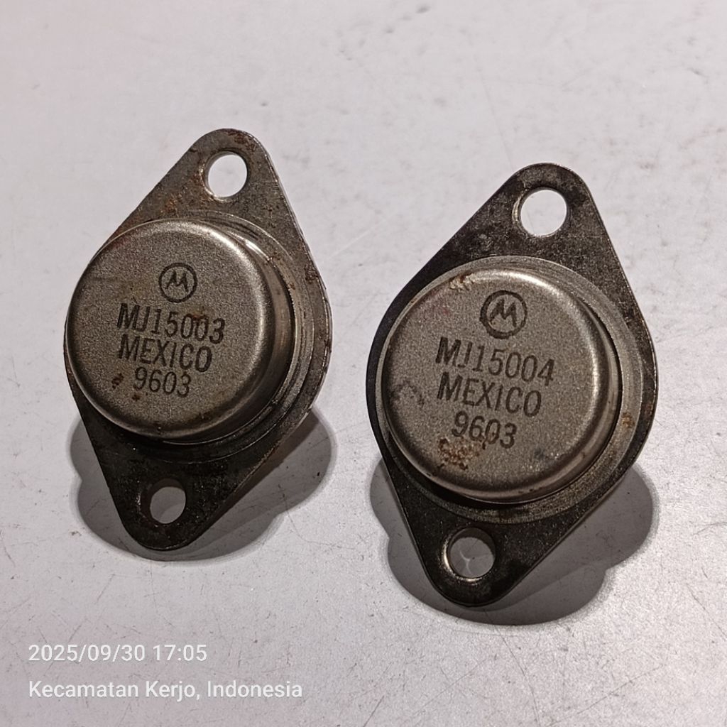 sepasang transistor jengkolan MOTOROLA MEXICO MJ15003 & MJ15004 original cabutan