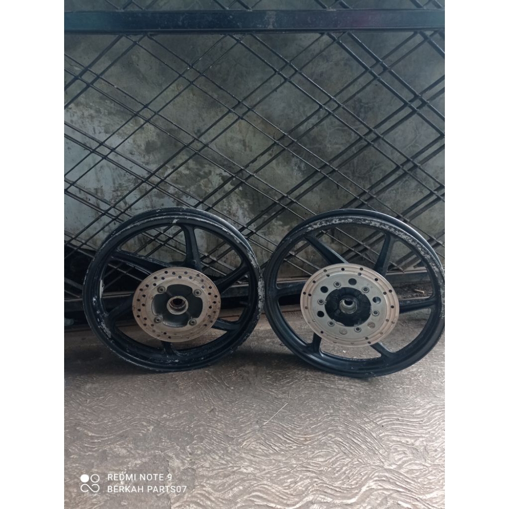 VELG CB150R OLD ORIGINAL FULL SET COPOTAN SET DEPAN BELAKANG