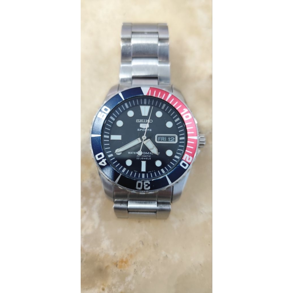 Seiko 5 sport SNZF15K1 - second