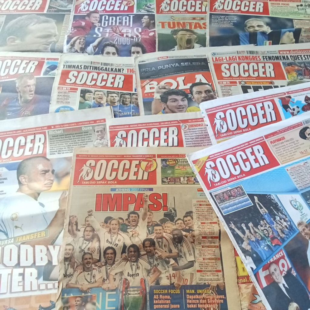 TABLOID BOLA SOCCER
