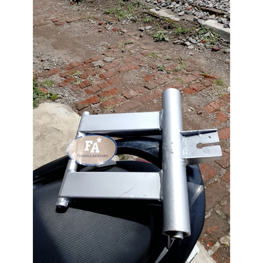 ENGINE MOUNTING MOUNTING ARM BEAT ESP/MOUNTING BEAT ESP/MOUNTING SCOOPY ESP