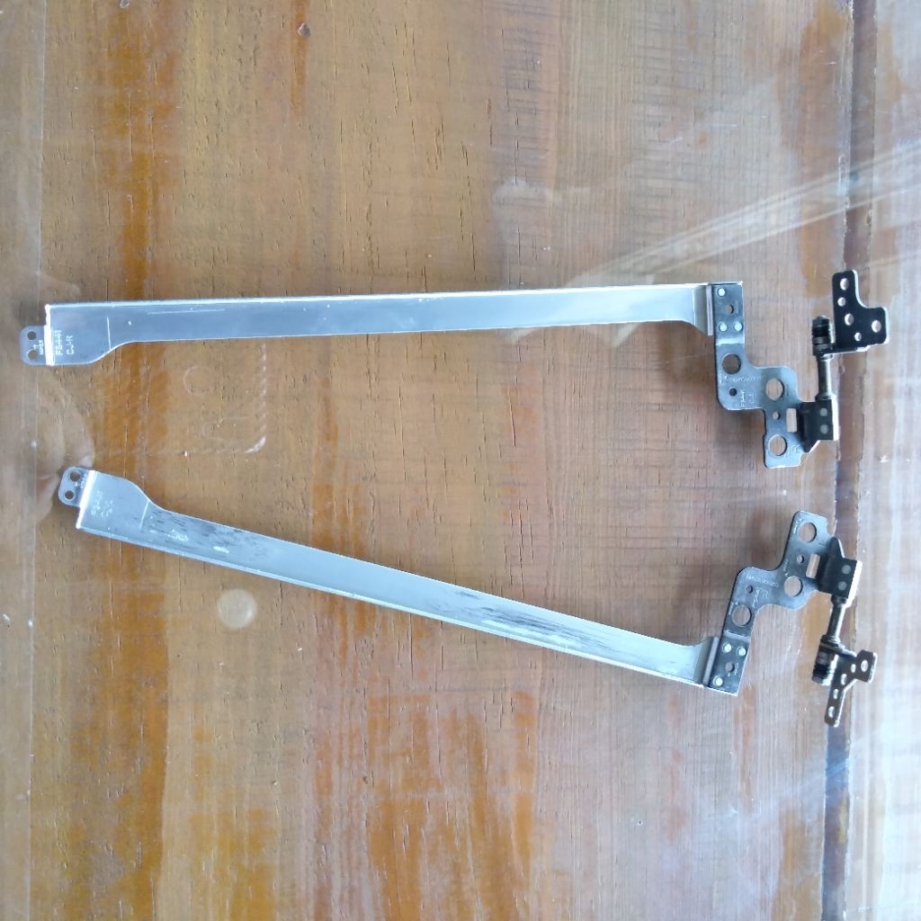 engsel laptop lenovo V14-ADA