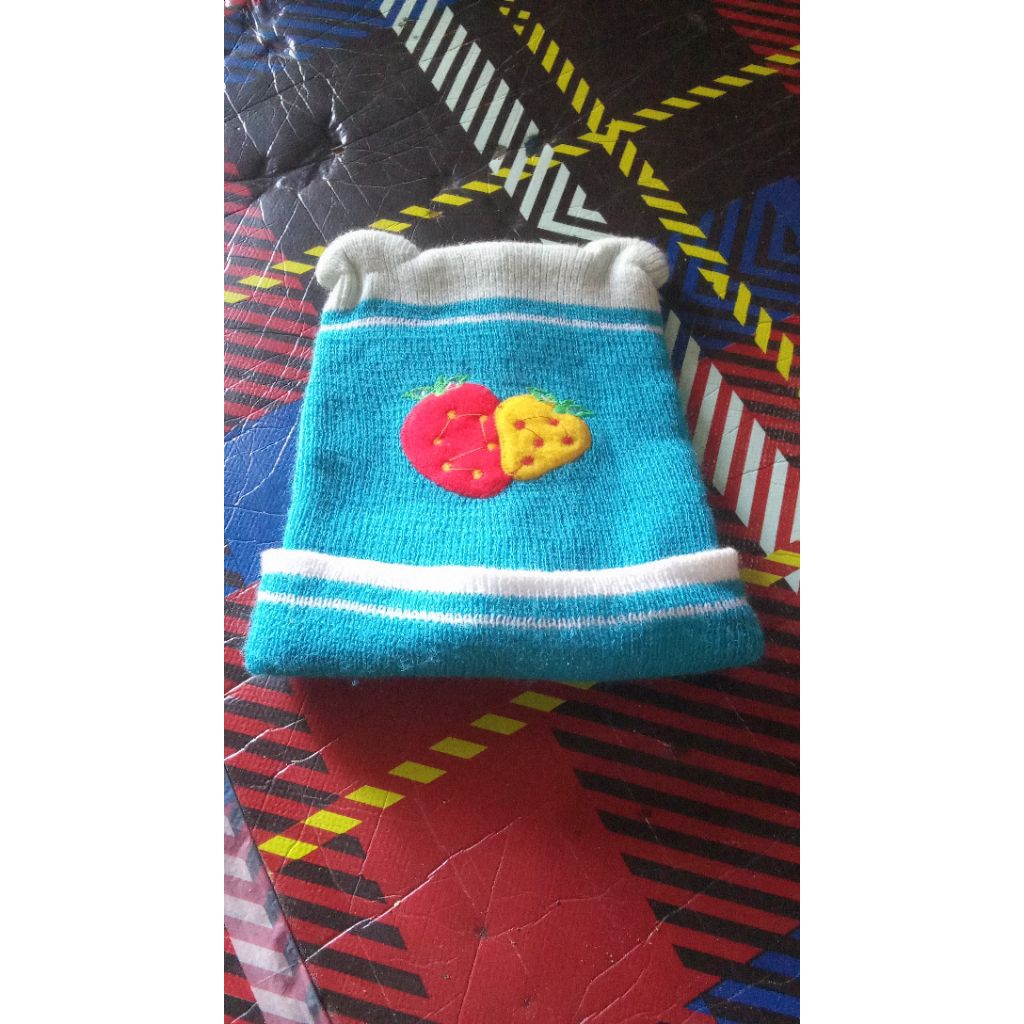 topi anak bayi bekas