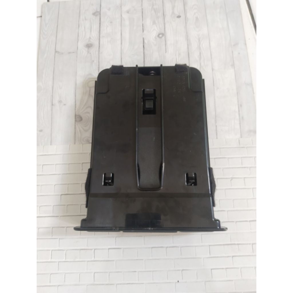 cup holder arm rest jok tengah innova reborn fortuner vrz srz,, original